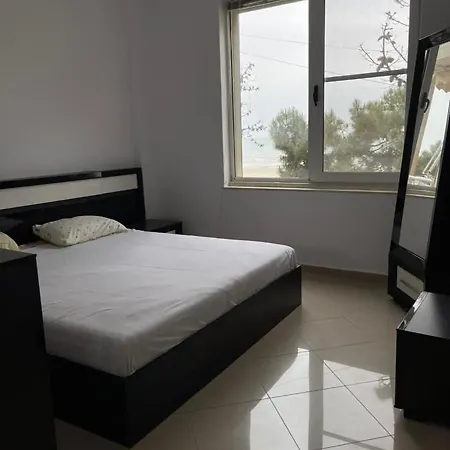 Lovely 2 Bedroom Unit With View Apartment Golem (Tirana)