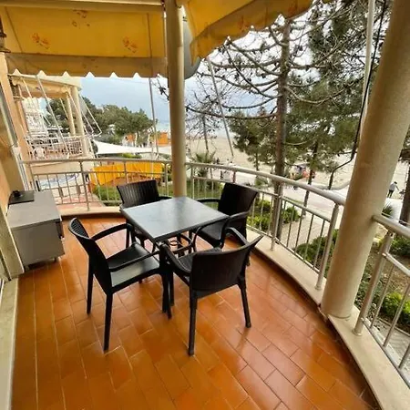 Lovely 2 Bedroom Unit With View Appartement *